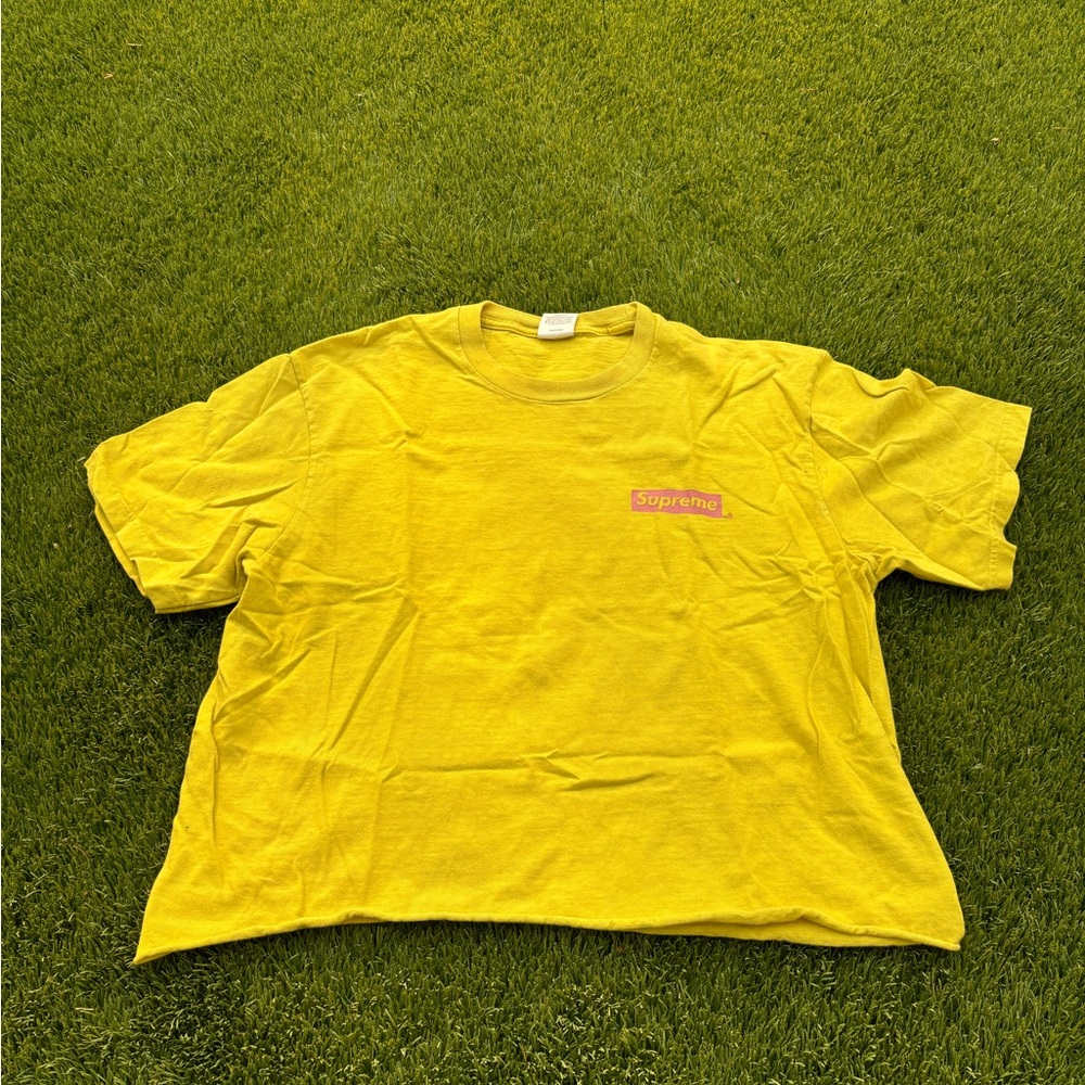 Cropped supreme Tshirt